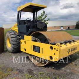 BOMAG BW211D