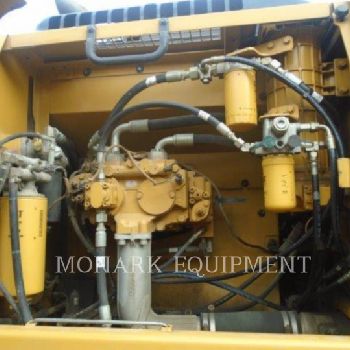 CATERPILLAR 329D2L