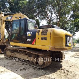 CATERPILLAR 320D2