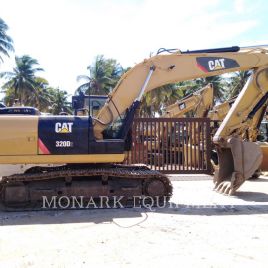 CATERPILLAR 320D2