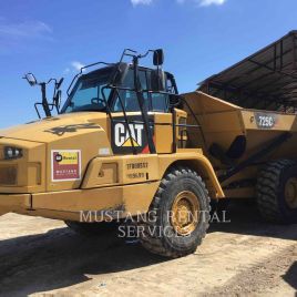 CATERPILLAR 725