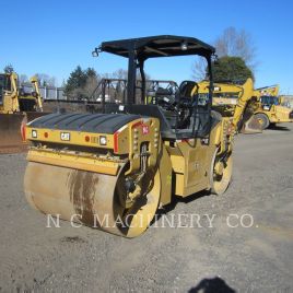 CATERPILLAR CB54B