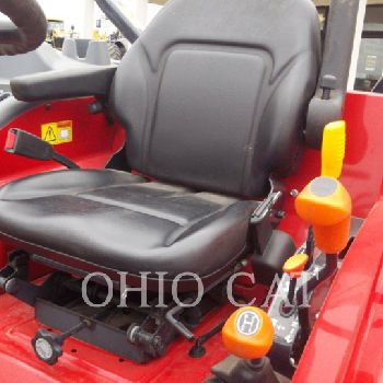 AGCO-MASSEY FERGUSON MF1742L