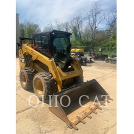 CATERPILLAR 242D C3H2