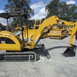 CATERPILLAR 302.5 C