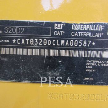 CATERPILLAR 320D2