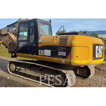 CATERPILLAR 320 D