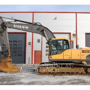 VOLVO EC240NC