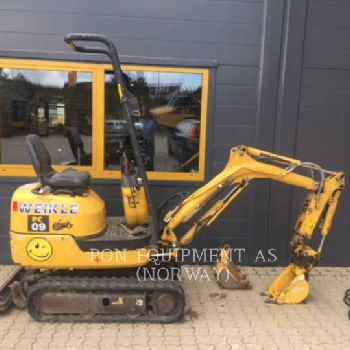 KOMATSU PC09