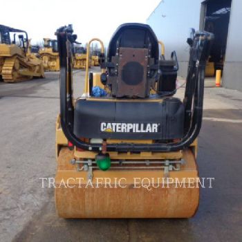 CATERPILLAR CB32