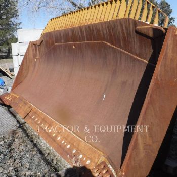 CATERPILLAR D9 BLADE