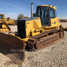 DEERE & amp; CO. 850J LT