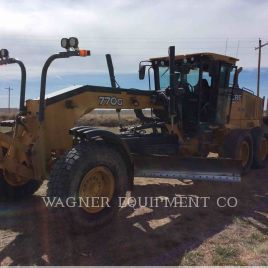 DEERE & amp; CO. 770G