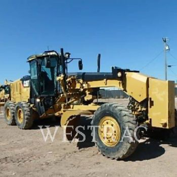 CATERPILLAR 140M2AWD