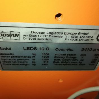 Doosan LEDS 10C stacker / used