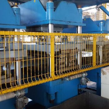 Profiling line 28 passages, production Scaffolding tables 330 mm