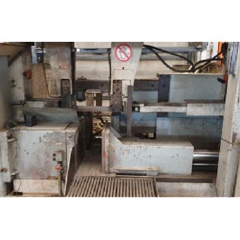 Automatic kasto sawing machine