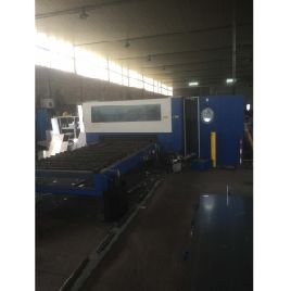 LASER TRUMPF MOD. TRULASER 3530 - LÁSER 3200W - CON CORREDOR DE CORREO R - AÑO 2007