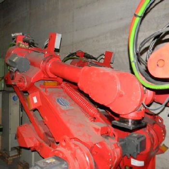 COMAU robot with generators