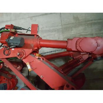 COMAU robot with generators