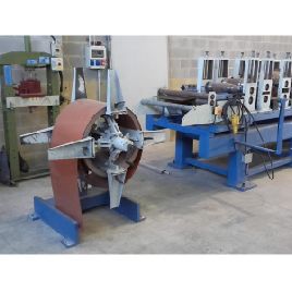 Máquina perfiladora de canaletas