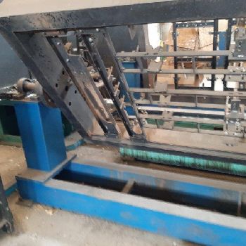 Double welding lathe with 6-axis robot