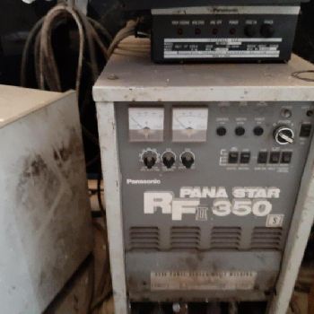 Double welding lathe with 6-axis robot