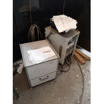 Double welding lathe with 6-axis robot