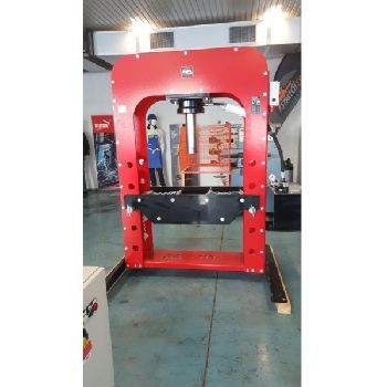 Hydraulic Press 110 Ton