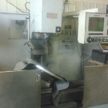 MILLTRONICS RH15 CNC Mill