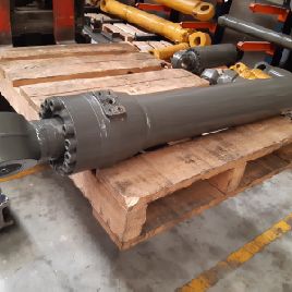 Variabele giekcilinder voor VOLVO EW140B