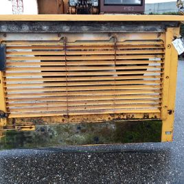 Compartment door for LIEBHERR R954BHD