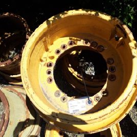 VOLVO L110F keréktárcsa