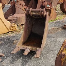 Trenching bucket for CASE 688B