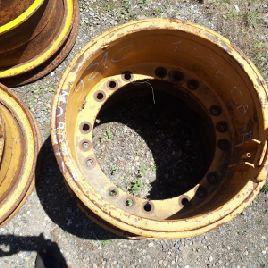 Llanta para CASE 921C