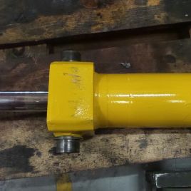 Cylindre oscillant pour KOMATSU WB70A