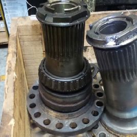 Wheel spindle for VOLVO A25