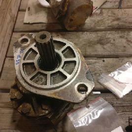 Auxiliary hydraulic pump for CATERPILLAR 769C