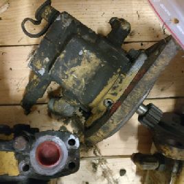 Auxiliary hydraulic pump for CATERPILLAR 973