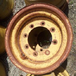 Llanta para CATERPILLAR 428C