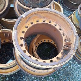 Rim for LIEBHERR L580