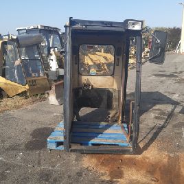 Cabin structure for CATERPILLAR M312