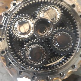 Колесный редуктор для LIEBHERR L550