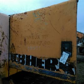 Compartment door for LIEBHERR R934HDSL