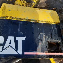 Дверь купе для CATERPILLAR M318C