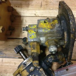 Auxiliary hydraulic pump for CATERPILLAR 973