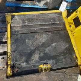 Дверь купе для CATERPILLAR M318C