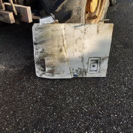 Puerta del compartimento para CATERPILLAR M316D