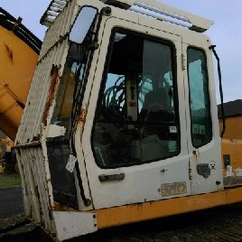 Cabin structure for LIEBHERR R934HDSL