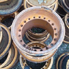 Rim for LIEBHERR L580